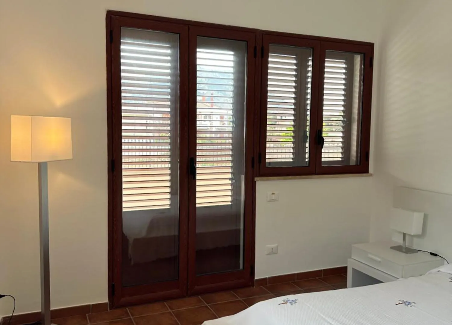 Villa Sara Mondello Garden Level Palermo Apartment
